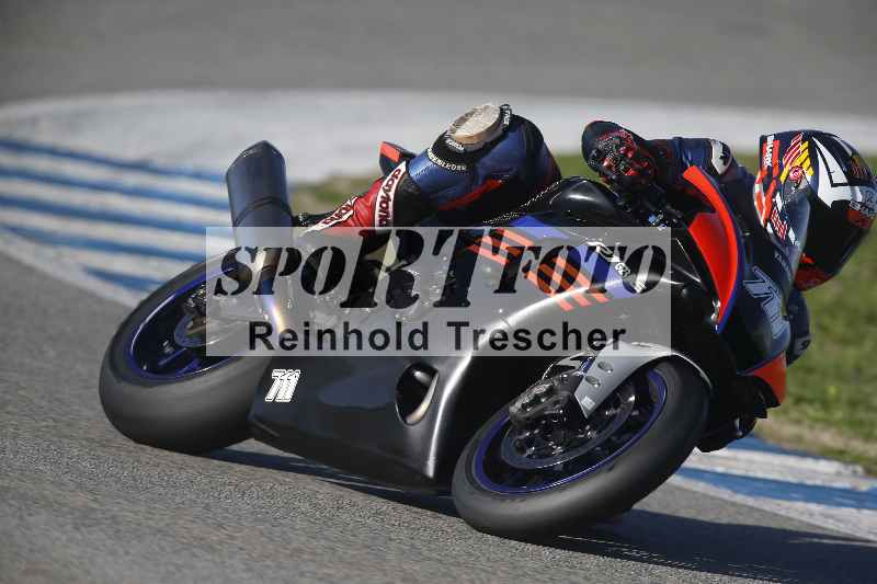 /01 26.-28.01.2024 Moto Center Thun Jerez/Gruppe rot-red/711